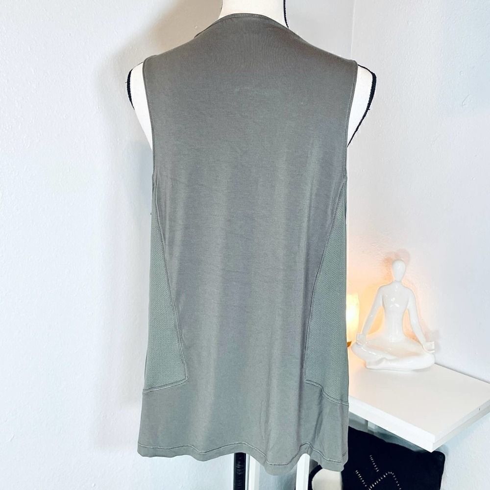 Champion Athletic Tank Top Large - Picture 4 of 8